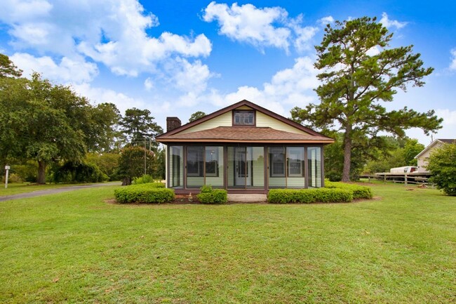 4856 US Hwy 70 E in Princeton, NC - Building Photo - Building Photo