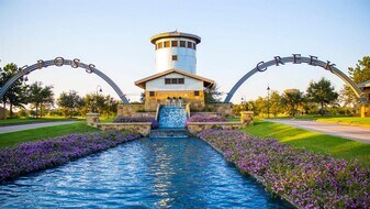 27926 Barberry Banks Ln in Fulshear, TX - Building Photo