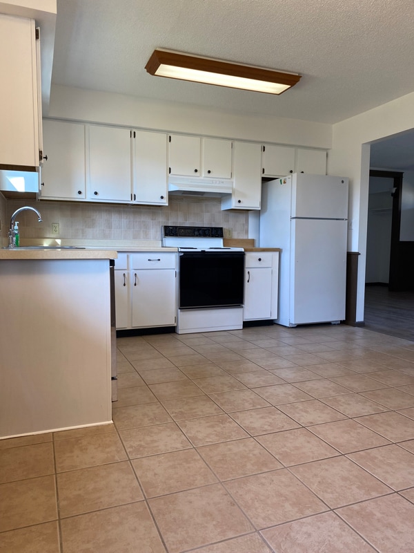 property at 836 N Wisconsin Ave