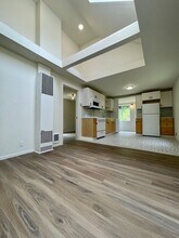 10531 NW 3rd St in Portland, OR - Building Photo - Building Photo