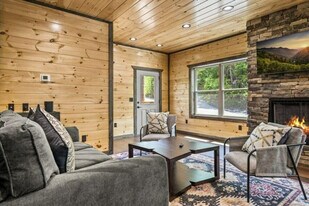 1868 Blue Tick Way in Sevierville, TN - Building Photo