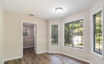 950 Sideline Ct in Stockbridge, GA - Building Photo - Building Photo