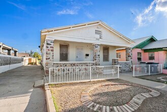 3 Bed - 2 Bath in El Paso, TX - Building Photo - Building Photo