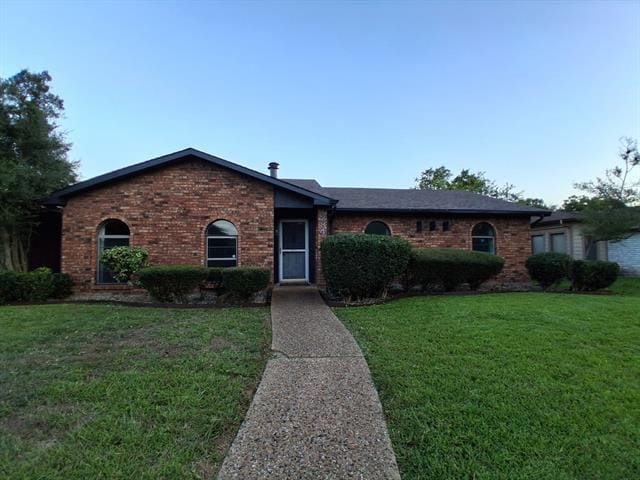 property at 1334 Paris Dr