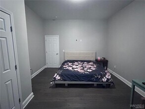 1988 South Park Ave in Buffalo, NY - Building Photo - Building Photo