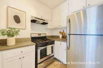 5011 Monte Vista St in Los Angeles, CA - Building Photo - Building Photo