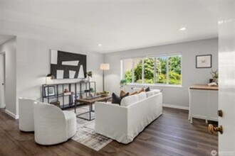 1800 Taylor Ave N in Seattle, WA - Building Photo - Building Photo