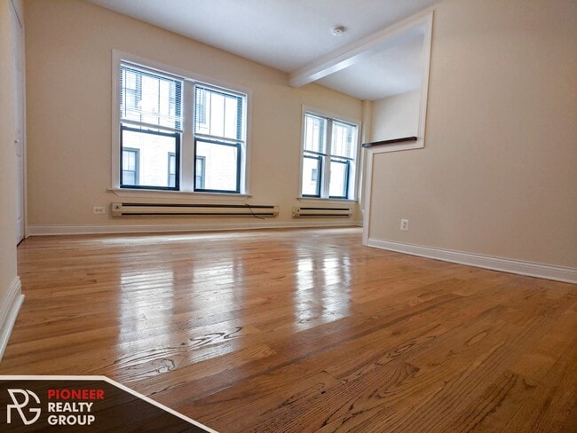 2842 N Orchard St, Unit 2842-11 in Chicago, IL - Building Photo - Building Photo