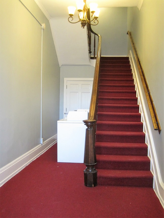 Blanchard House in Bellefonte, PA - Building Photo - Lobby