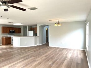 10631 Shady Preserve Dr in Riverview, FL - Building Photo - Building Photo