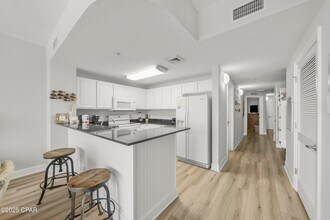 15817 Front Beach Rd in Panama City Beach, FL - Building Photo - Building Photo
