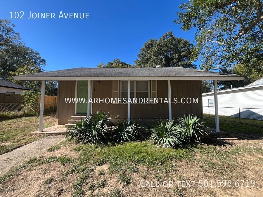 102 Joiner Ave in Jacksonville, AR - Building Photo