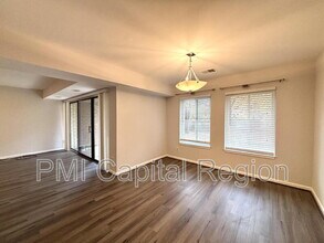 5805 Edson Ln in Rockville, MD - Building Photo - Building Photo