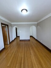 6120 W Cermak Rd in Cicero, IL - Building Photo - Building Photo