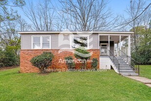 624 Brunson Ave in Birmingham, AL - Building Photo