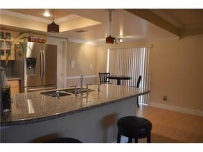 6510 NW 89th Ave in Tamarac, FL - Building Photo - Building Photo