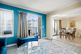 5905 S Kings Hwy in Myrtle Beach, SC - Building Photo - Building Photo