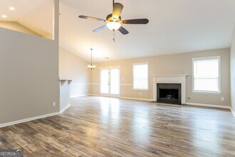 389 Franklin St in Braselton, GA - Building Photo - Building Photo