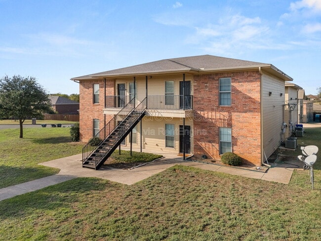 10007 Amber Cir in Waco, TX - Building Photo - Building Photo