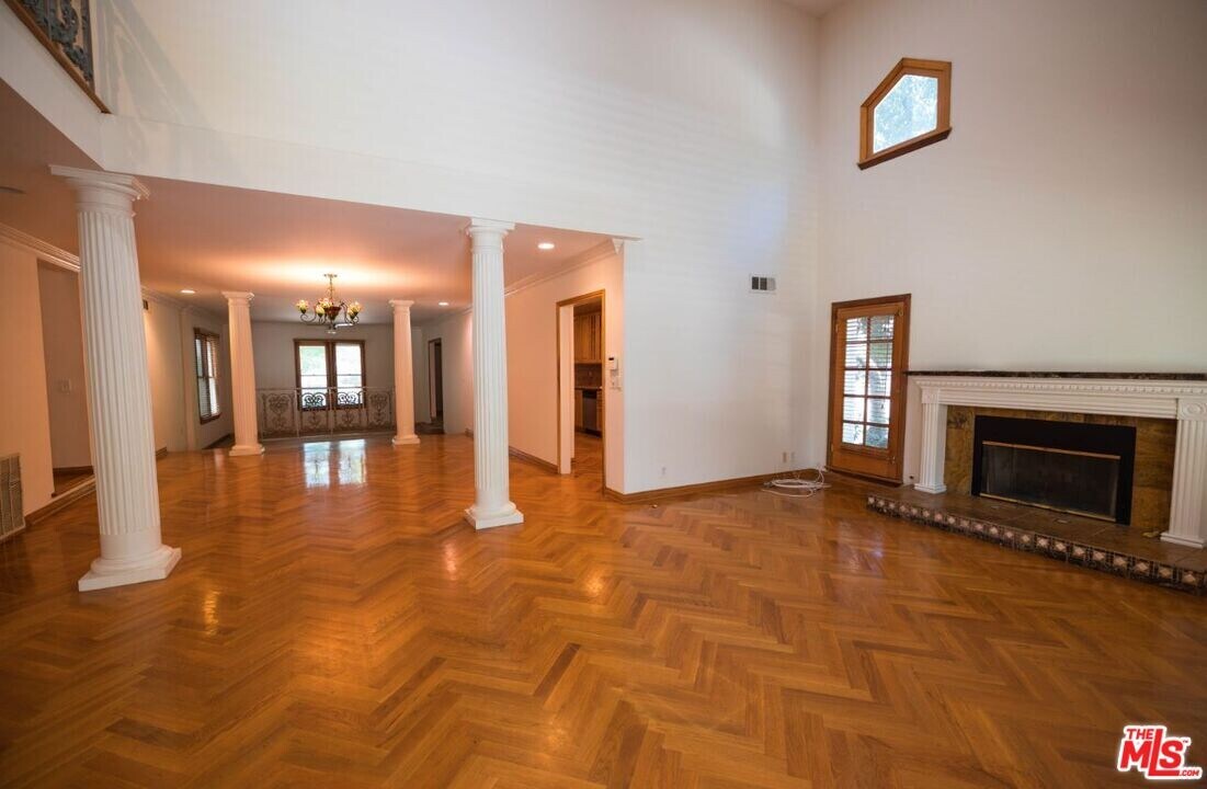 1115 Garfield Ave in Pasadena, CA - Building Photo
