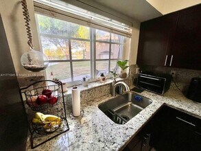 2061 NW 96th Terrace in Pembroke Pines, FL - Building Photo - Building Photo