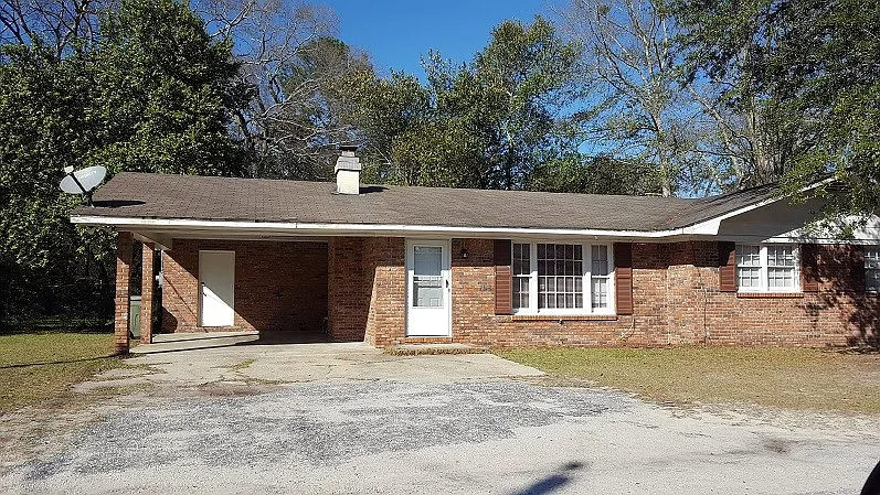 1 Burgess Ct in Sumter, SC - Building Photo