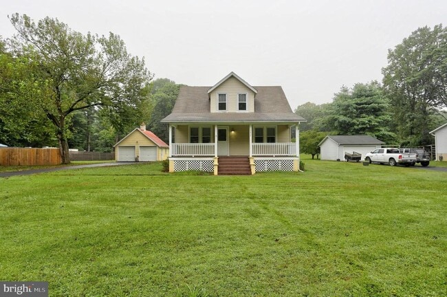 property at 7904 Savage Guilford Rd