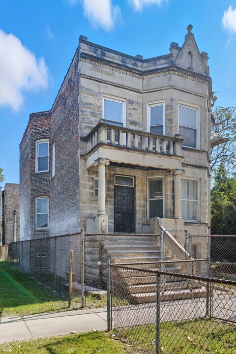 1253 S Avers Ave, Unit 2 in Chicago, IL - Building Photo