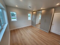 7357 Enfield Ave, Unit B in Reseda, CA - Building Photo - Building Photo