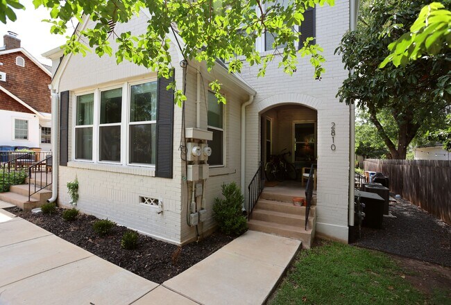 2810 Wooldridge Dr in Austin, TX - Building Photo - Building Photo