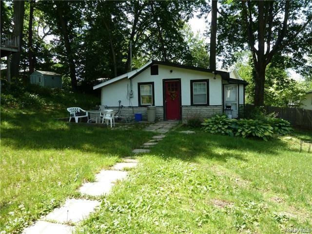 11 Wright Rd in Yorktown Heights, NY - Building Photo