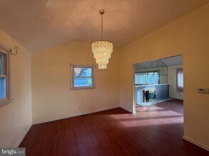 118 Spring House Rd in Cherry Hill Township, NJ - Building Photo - Building Photo