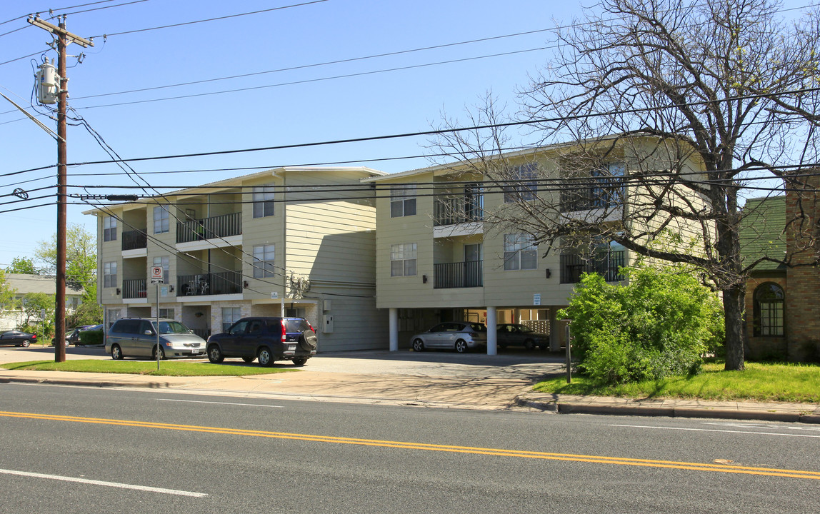 The Granada III in Austin, TX - Building Photo