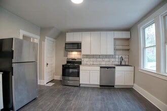 4013 Bell St in Erie, PA - Building Photo - Building Photo