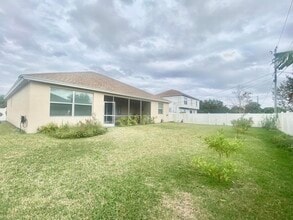 656 SW Haas Ave in Port St. Lucie, FL - Building Photo - Building Photo