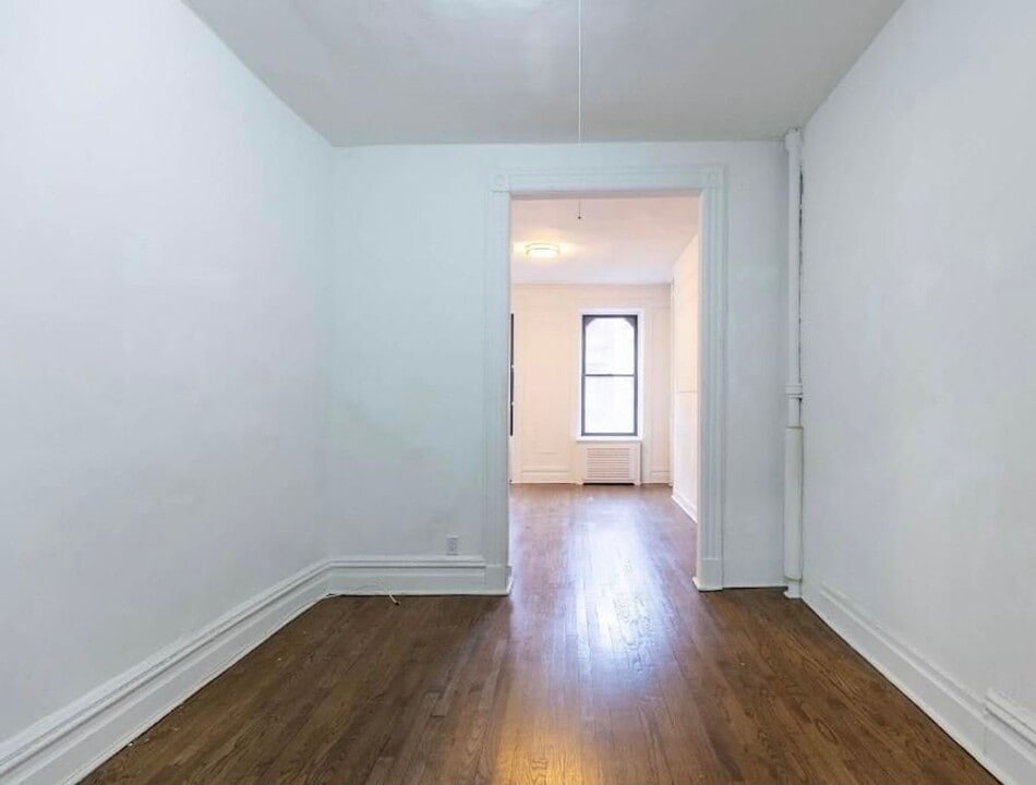 EAST 89 in New York, NY - Building Photo