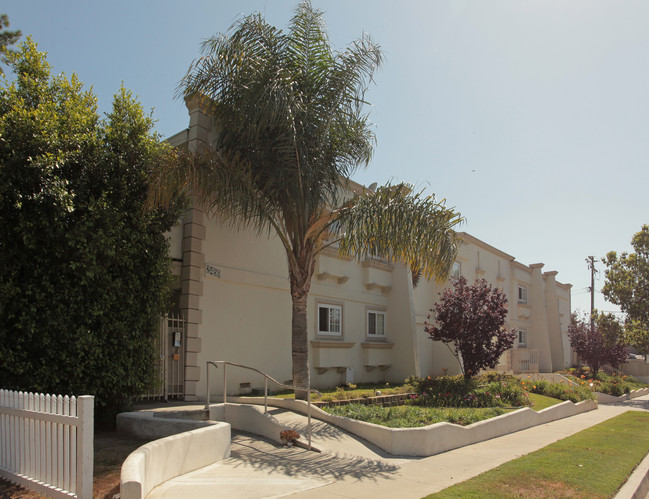 Southbay Shores Apartments in Torrance, CA - Building Photo - Building Photo