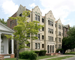 660 Hazelwood Apartments