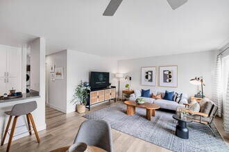 Bidwell Park Fremont in Fremont, CA - Building Photo - Building Photo