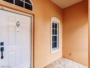 7625 Citrus Hill Ln in Naples, FL - Foto de edificio - Building Photo