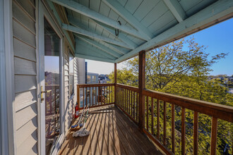 17 Princeton St, Unit 3 in Medford, MA - Building Photo - Building Photo