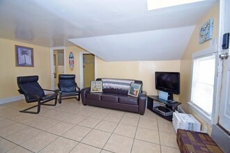 404 Saint Louis Ave, Unit Parrot Bay C13 in Ocean City, MD - Building Photo - Building Photo