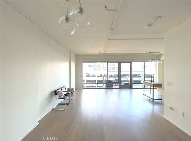 1100 S Hope St, Unit 606 in Los Angeles, CA - Building Photo - Building Photo