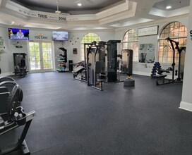 6123 Metrowest Blvd in Orlando, FL - Building Photo - Building Photo