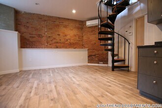 181 St Botolph St in Boston, MA - Foto de edificio - Building Photo