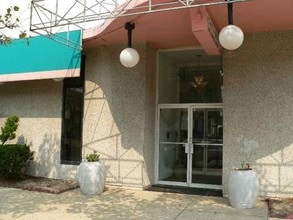 Landmark Towers in Atlantic City, NJ - Building Photo - Building Photo