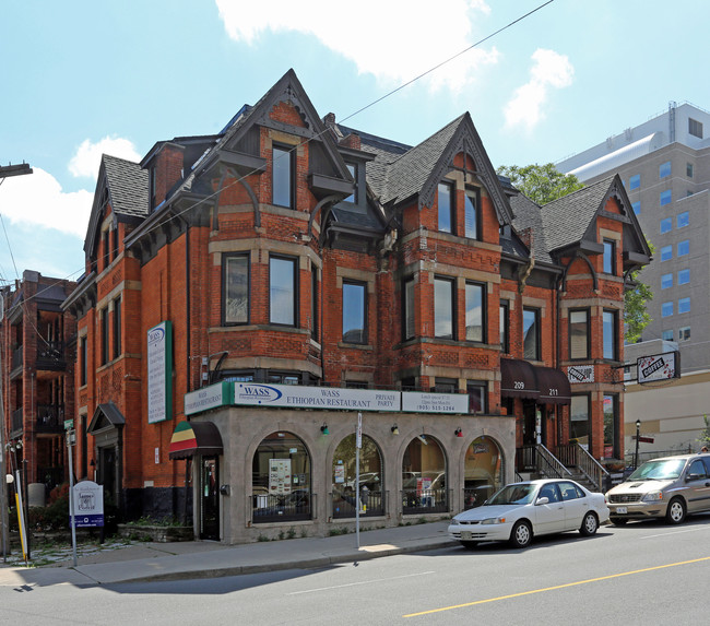 207-211 James St S in Hamilton, ON - Building Photo - Building Photo