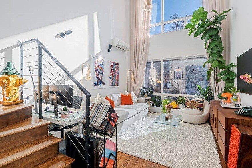 299 Van Buren St, Unit 2C in Brooklyn, NY - Building Photo