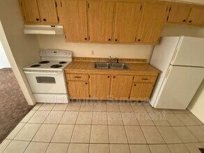 6283 72nd Ave N in Pinellas Park, FL - Building Photo - Building Photo