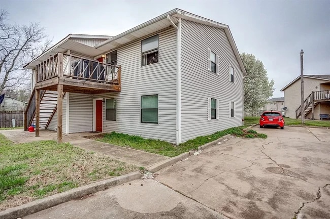 304 Vicksburg Cir, Unit A